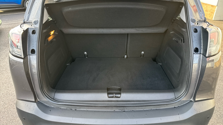 Vauxhall Crossland 1.2 Turbo [130] Design 5dr Auto Petrol Hatchback